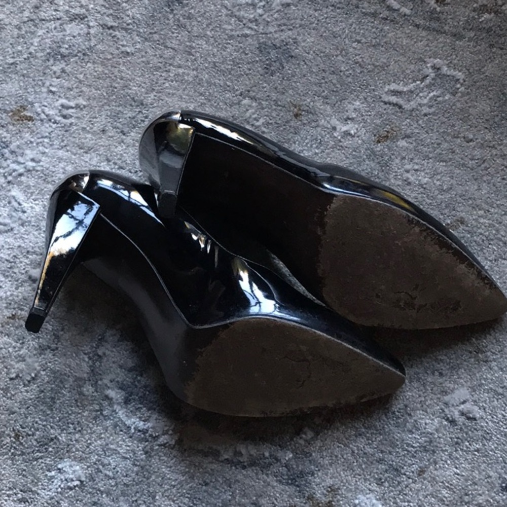 Stuart Weitzman patent pumps - Picture 6 of 10